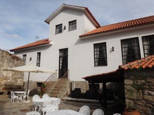 thumbnail: Front of property