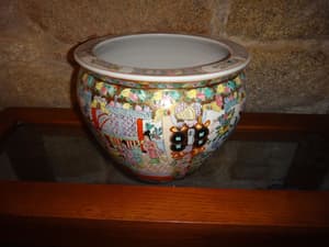 thumbnail: Interior detail