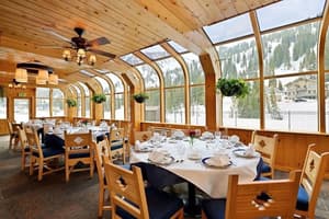 thumbnail: Restaurant