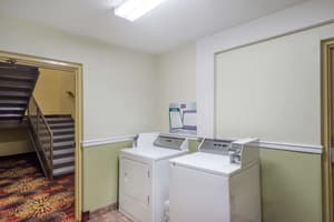 thumbnail: Laundry room