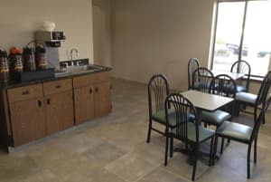 thumbnail: Breakfast area