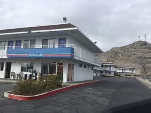thumbnail: Front of property