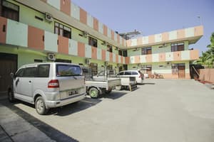 thumbnail: Parking