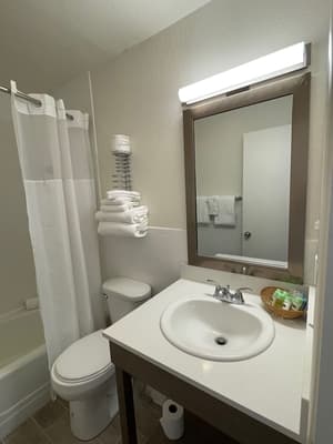 thumbnail: Bathroom