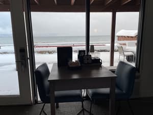 thumbnail: In-room dining