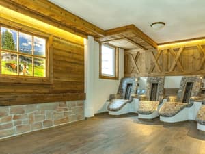 thumbnail: Interior