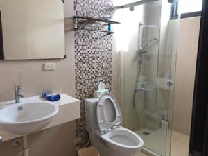thumbnail: Bathroom