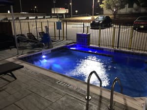 thumbnail: Outdoor pool