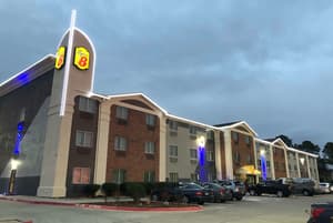 thumbnail: Exterior