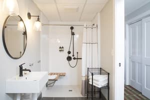 thumbnail: Bathroom