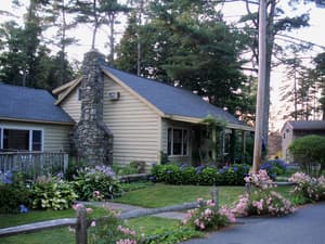 thumbnail: Exterior