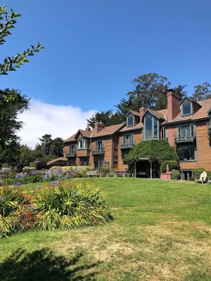thumbnail: Exterior