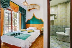 thumbnail: Room