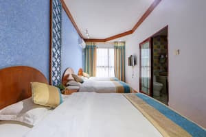 thumbnail: Room