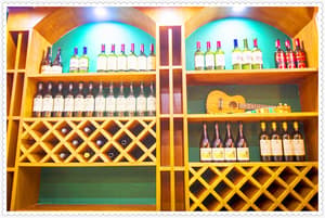 thumbnail: Bar (on property)