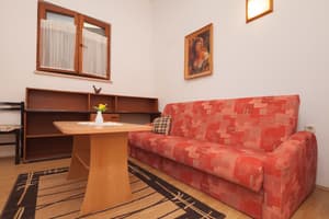 thumbnail: Living room