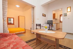 thumbnail: Living room