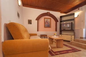 thumbnail: Living room
