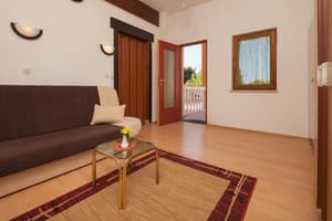 thumbnail: Living room