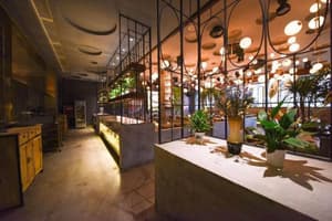 thumbnail: Restaurant
