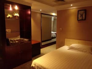 thumbnail: Room