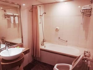 thumbnail: Bathroom