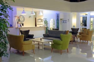 thumbnail: Lobby sitting area