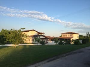 thumbnail: 73095764.jpg