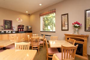 thumbnail: Breakfast area