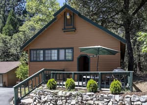 thumbnail: Exterior