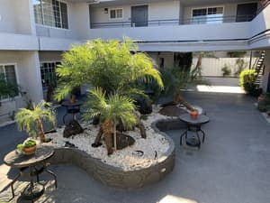 thumbnail: Exterior