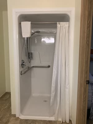 thumbnail: Bathroom shower