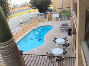 thumbnail: Outdoor pool