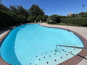 thumbnail: Pool