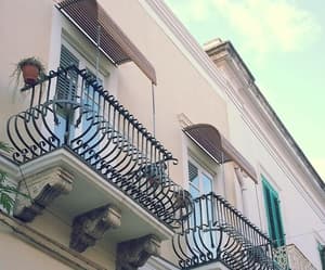 thumbnail: Exterior
