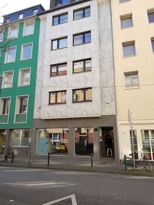 thumbnail: Front of property