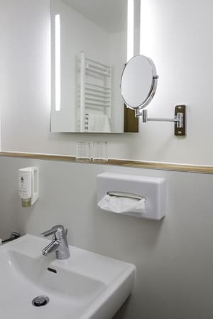 thumbnail: Bathroom