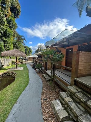thumbnail: Property grounds