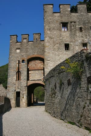 thumbnail: Exterior