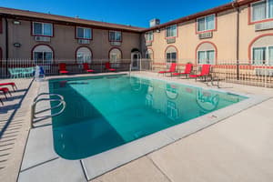 thumbnail: Pool