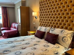 thumbnail: Room