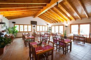 thumbnail: Restaurant