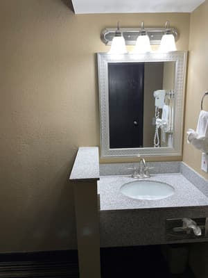 thumbnail: Bathroom sink