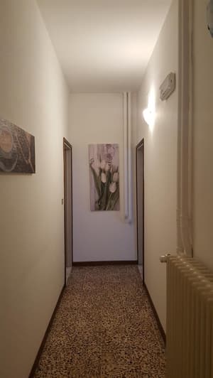 thumbnail: Interior