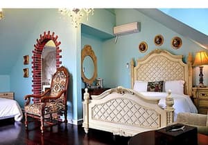 thumbnail: Room