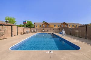 thumbnail: Pool
