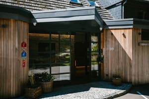 thumbnail: Front of property