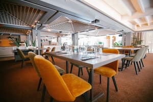 thumbnail: Restaurant