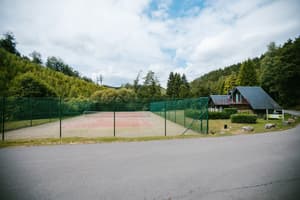 thumbnail: Tennis court