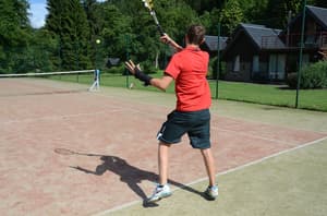thumbnail: Tennis court